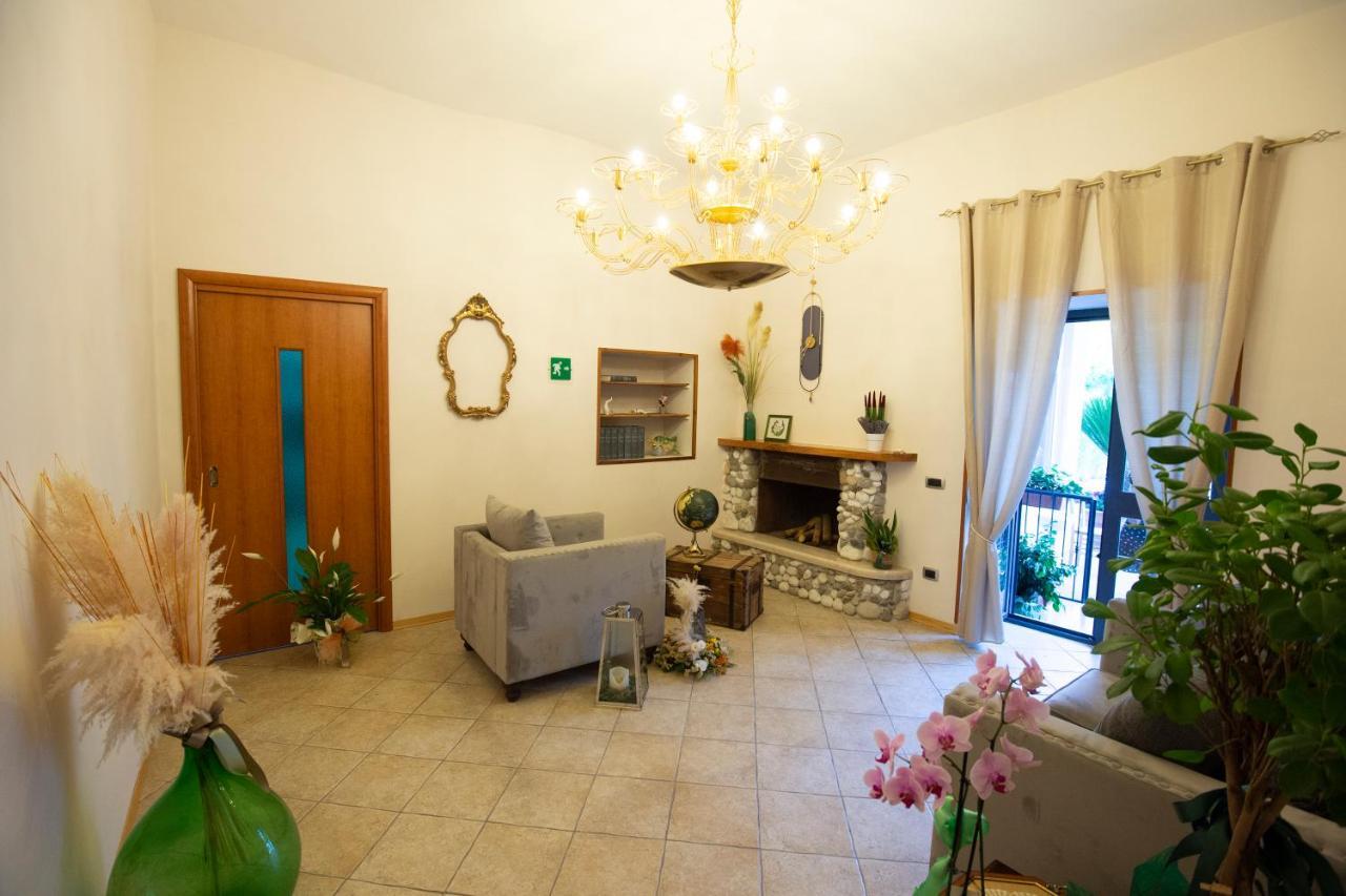 Hotel Donna Rosita San Felice a Cancello Zewnętrze zdjęcie